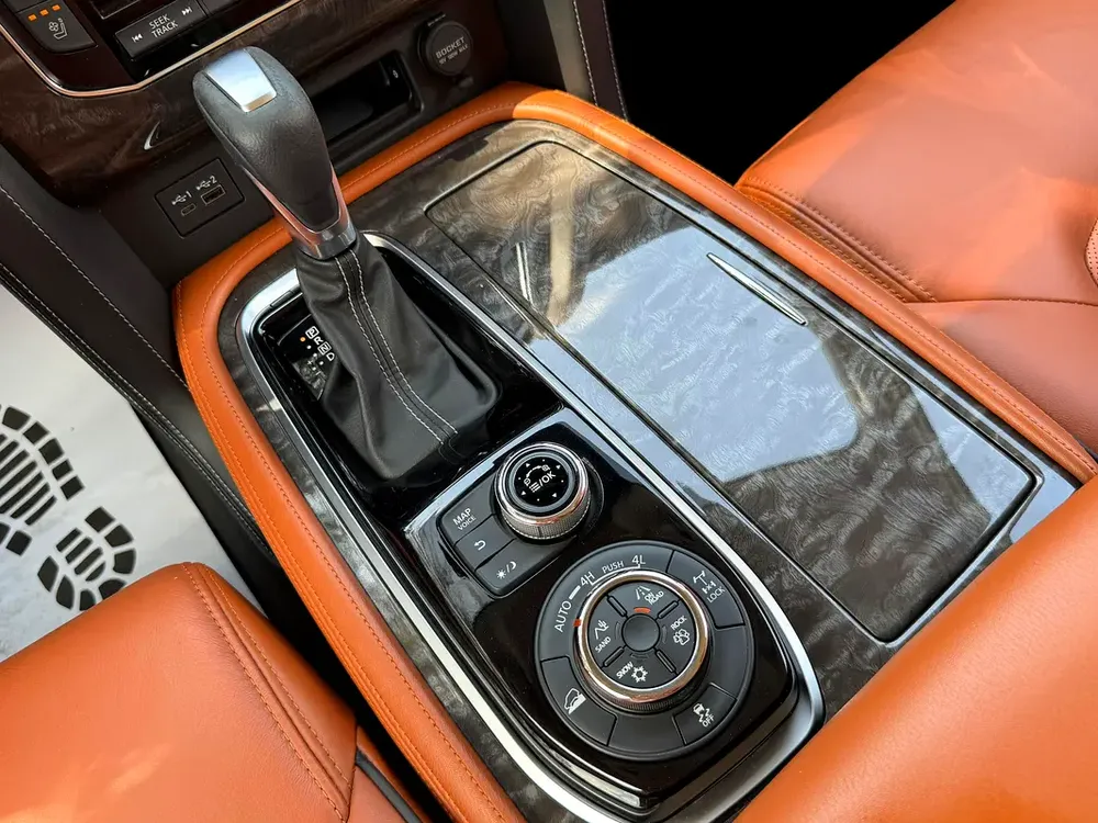 Nissan Patrol LE Titanium 2021 - GCC Specs - Pristine Condition - Image 19