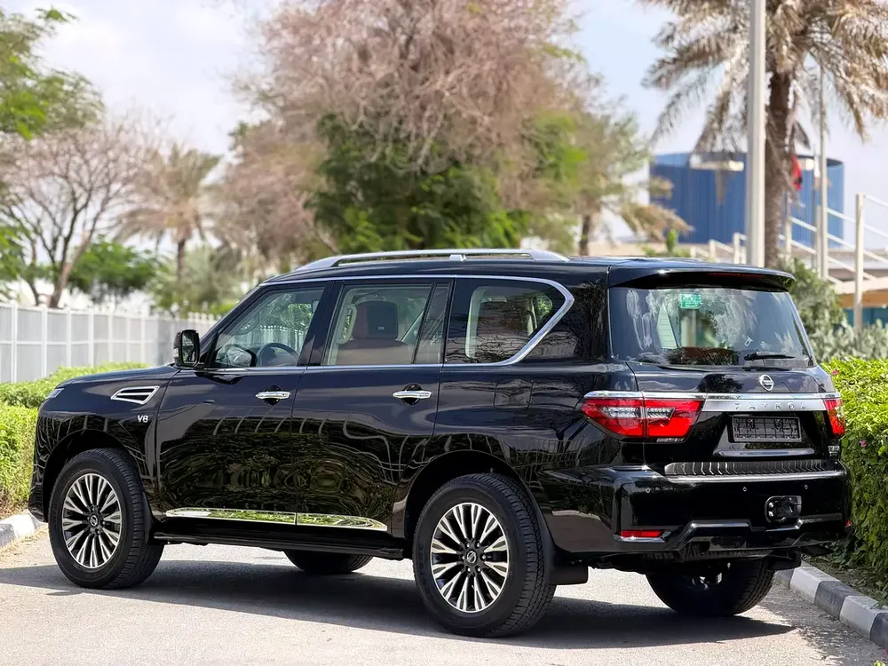 Nissan Patrol LE Titanium 2021 - GCC Specs - Pristine Condition - Image 4