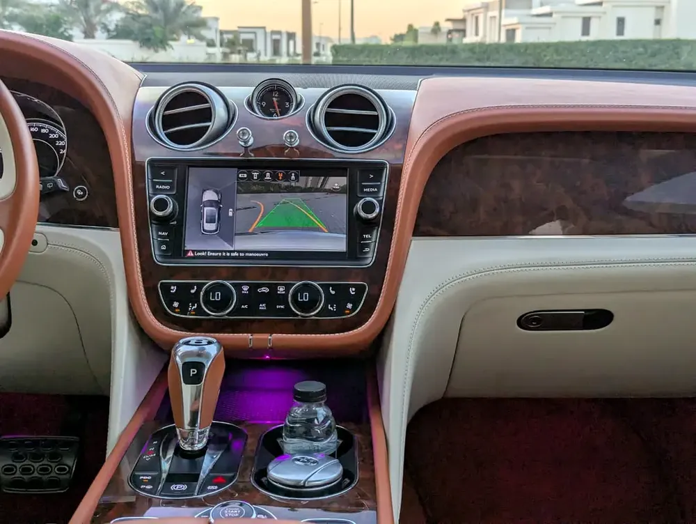 Bentley Bentayga W12 AWD 2018 GCC Specs - Image 7