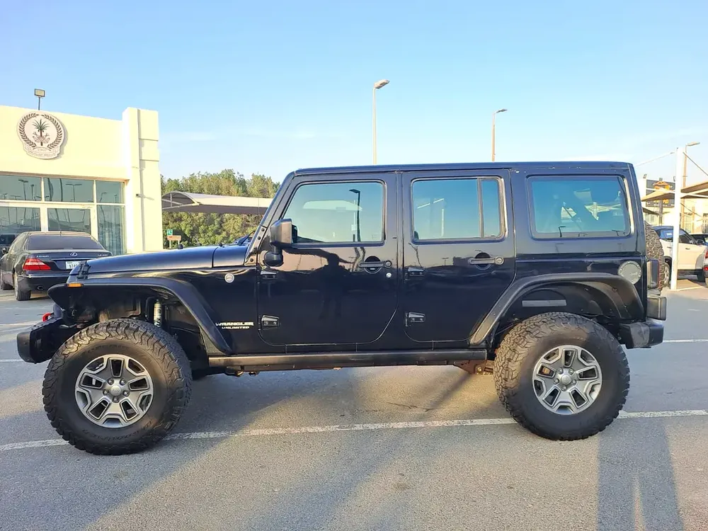 2016 Jeep Wrangler Unlimited Rubicon - GCC 4 Door Full Option Specs - Image 4
