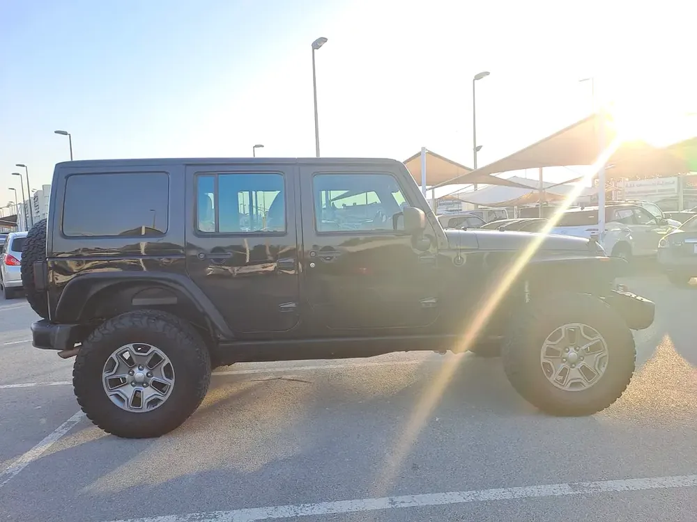 2016 Jeep Wrangler Unlimited Rubicon - GCC 4 Door Full Option Specs - Image 9