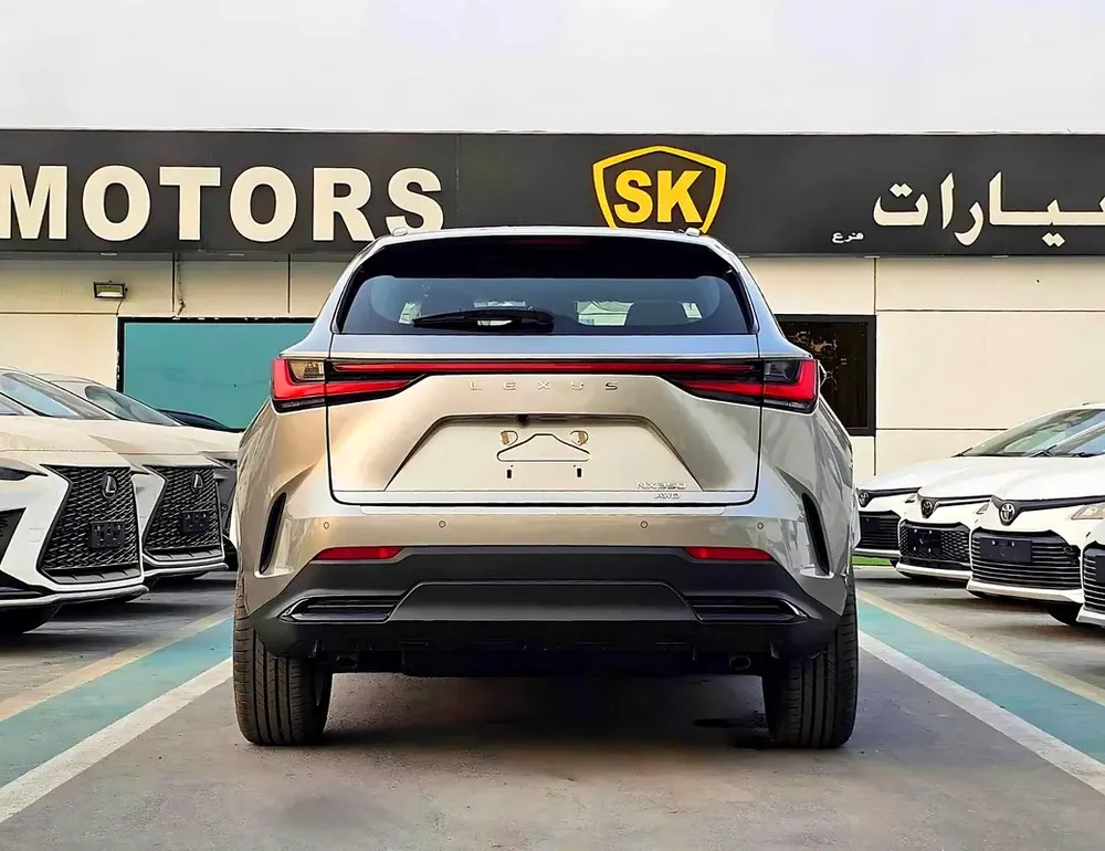 Lexus NX 350 2025 GCC Specs - Brand New Condition - Image 4