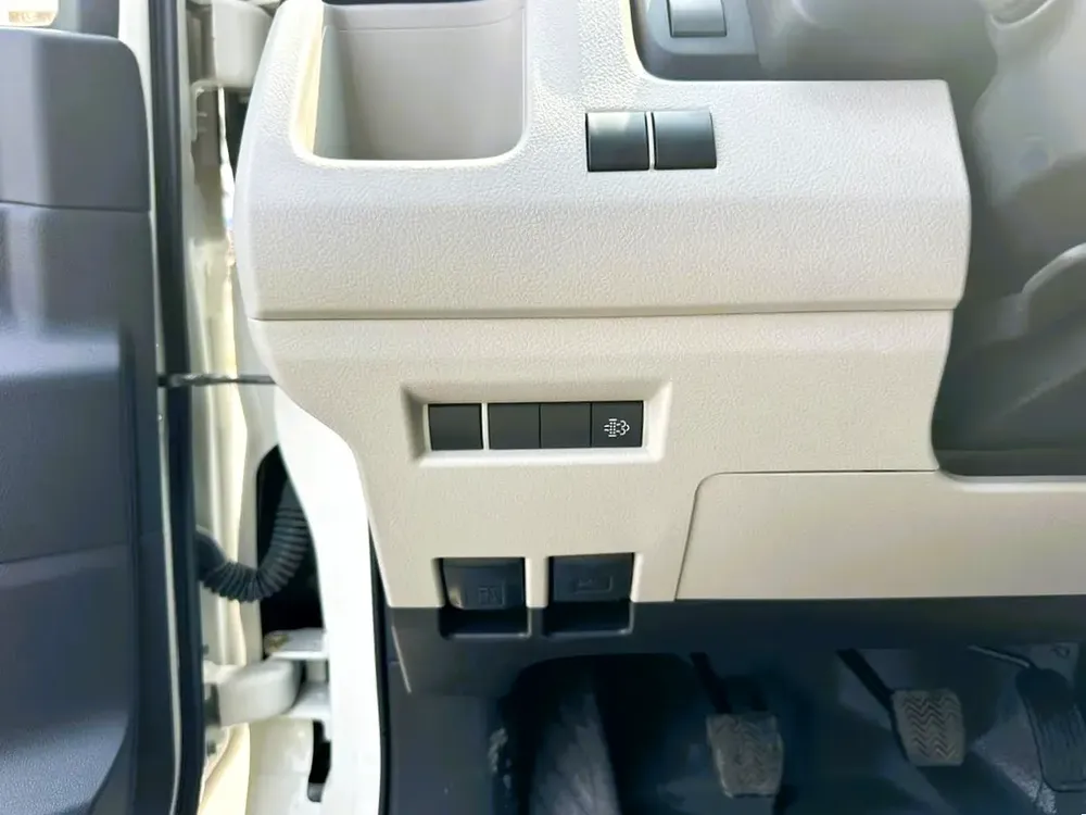 Toyota Hiace High Roof 2.8L DSL M/T 2025 - Image 11