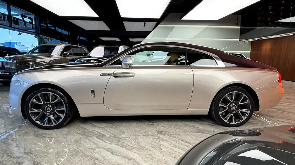 Rolls-Royce Wraith 2019 - GCC - Image 17