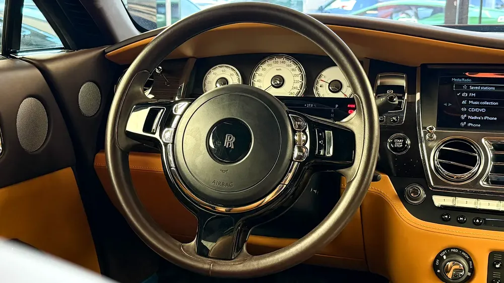 Rolls-Royce Wraith 2019 - GCC - Image 4