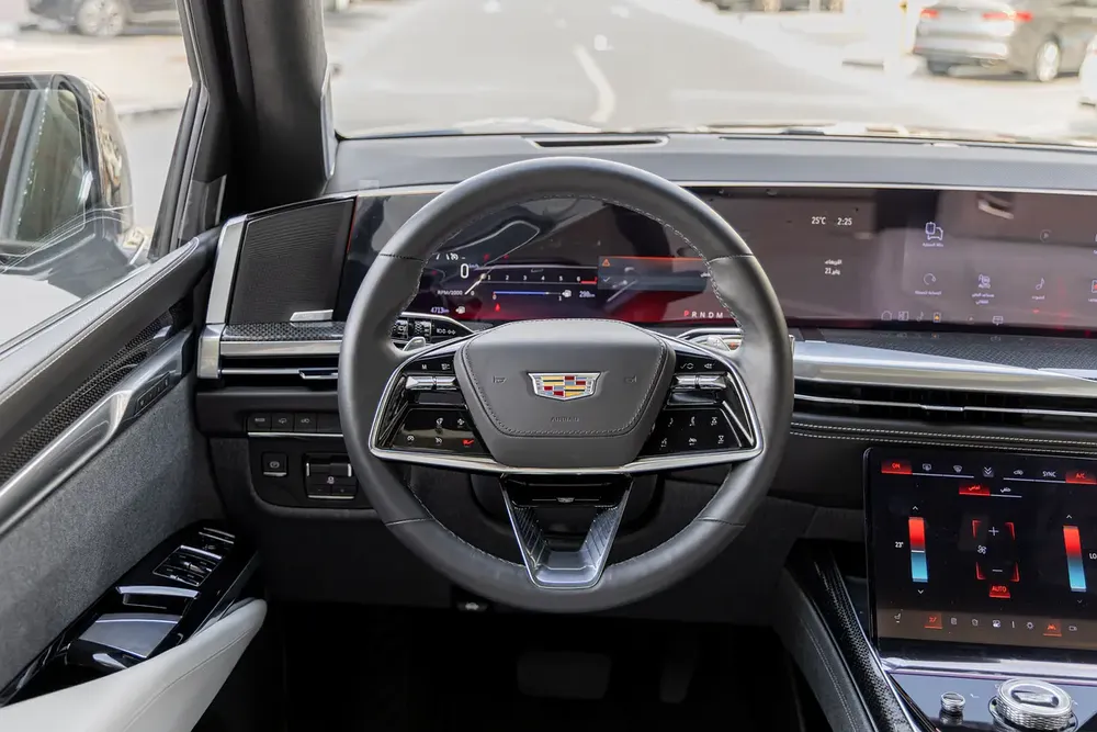 2025 Cadillac Escalade V GCC Specs - Image 16