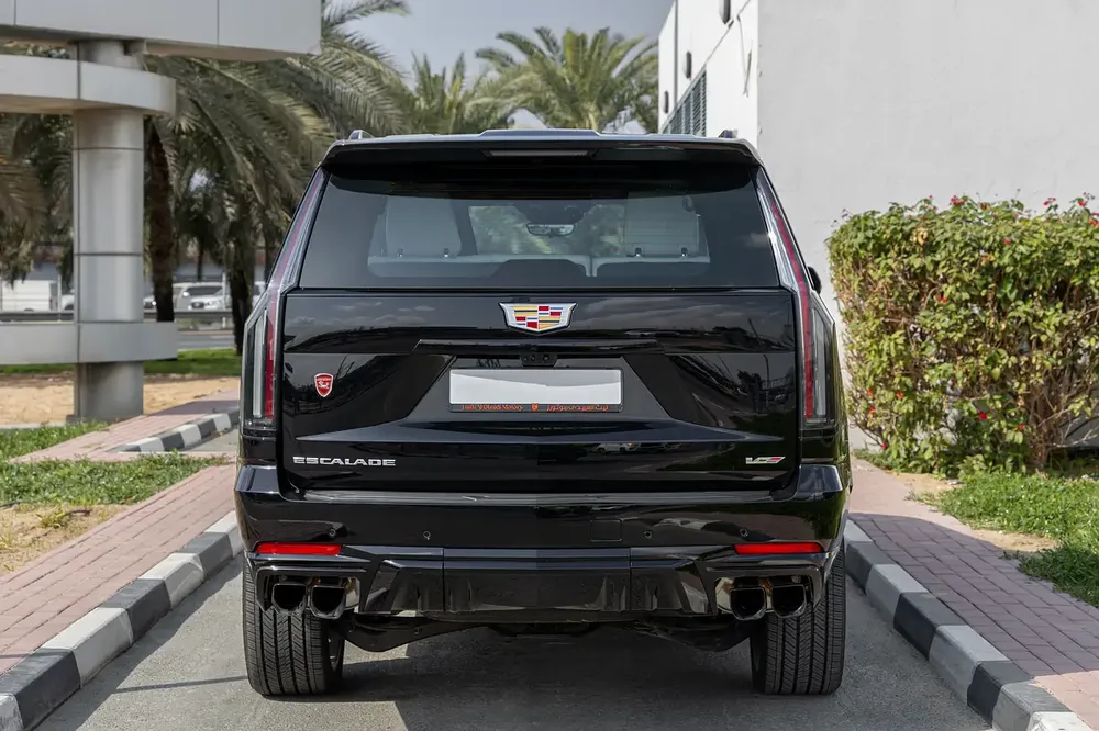 2025 Cadillac Escalade V GCC Specs - Image 5