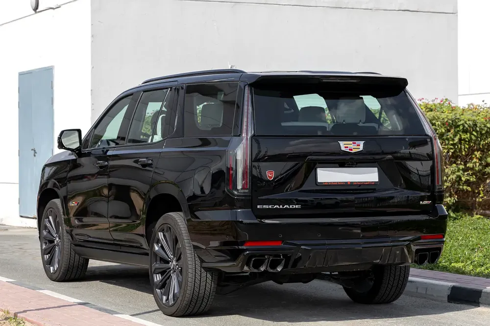 2025 Cadillac Escalade V GCC Specs - Image 6