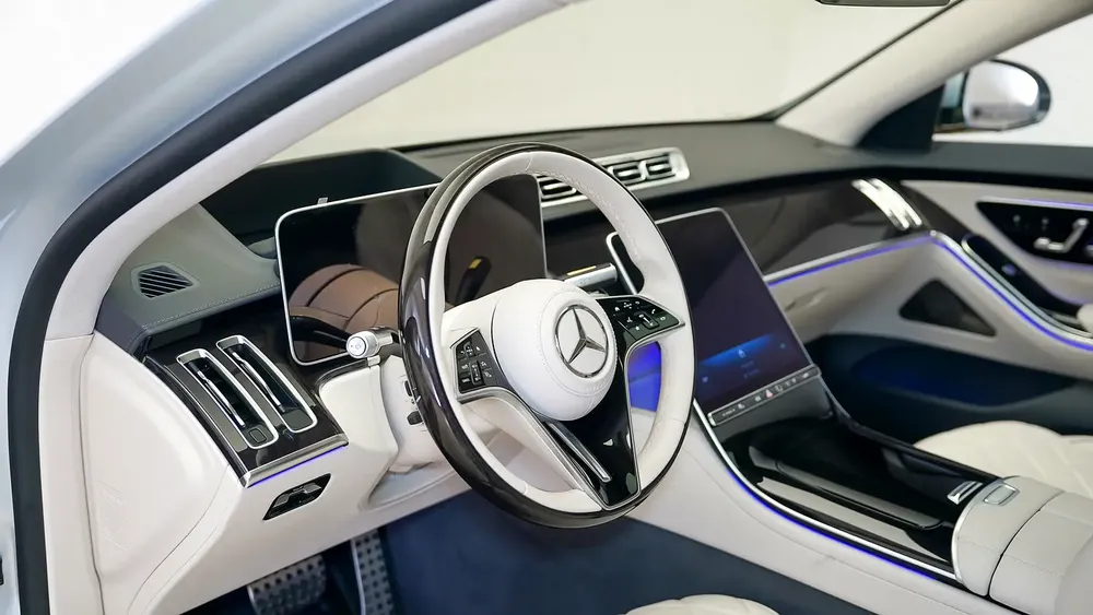 UAE's Very Best Example | 2 Years Free Servicing | AED 5,881 Per Month - Image 5