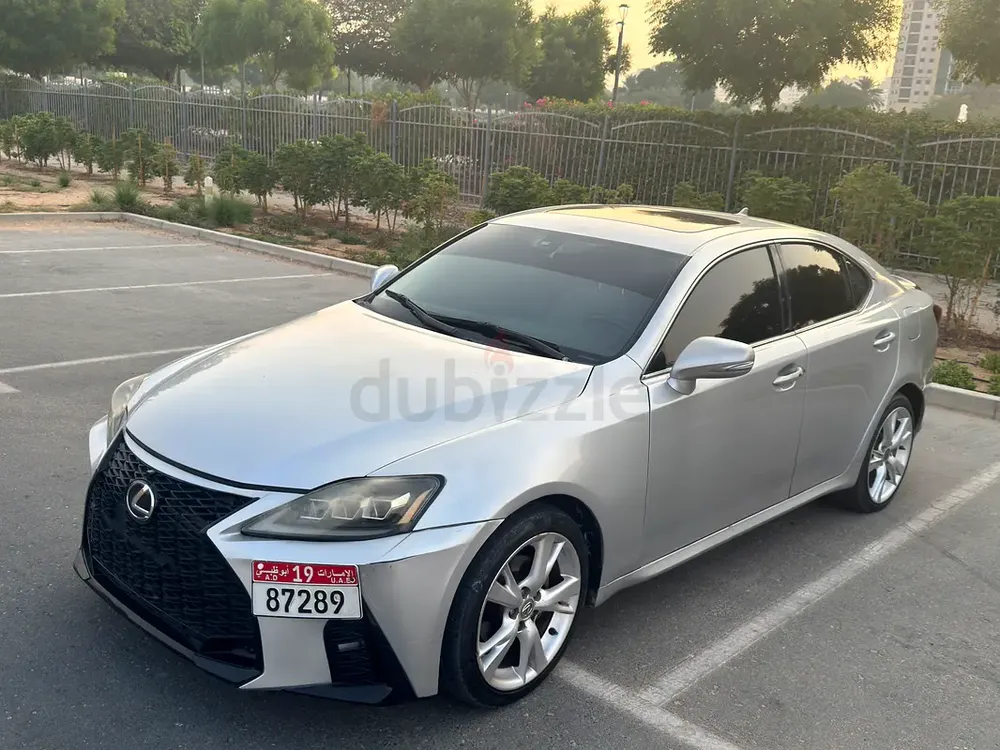 Lexus is 250 for sale well maintained - Image 5