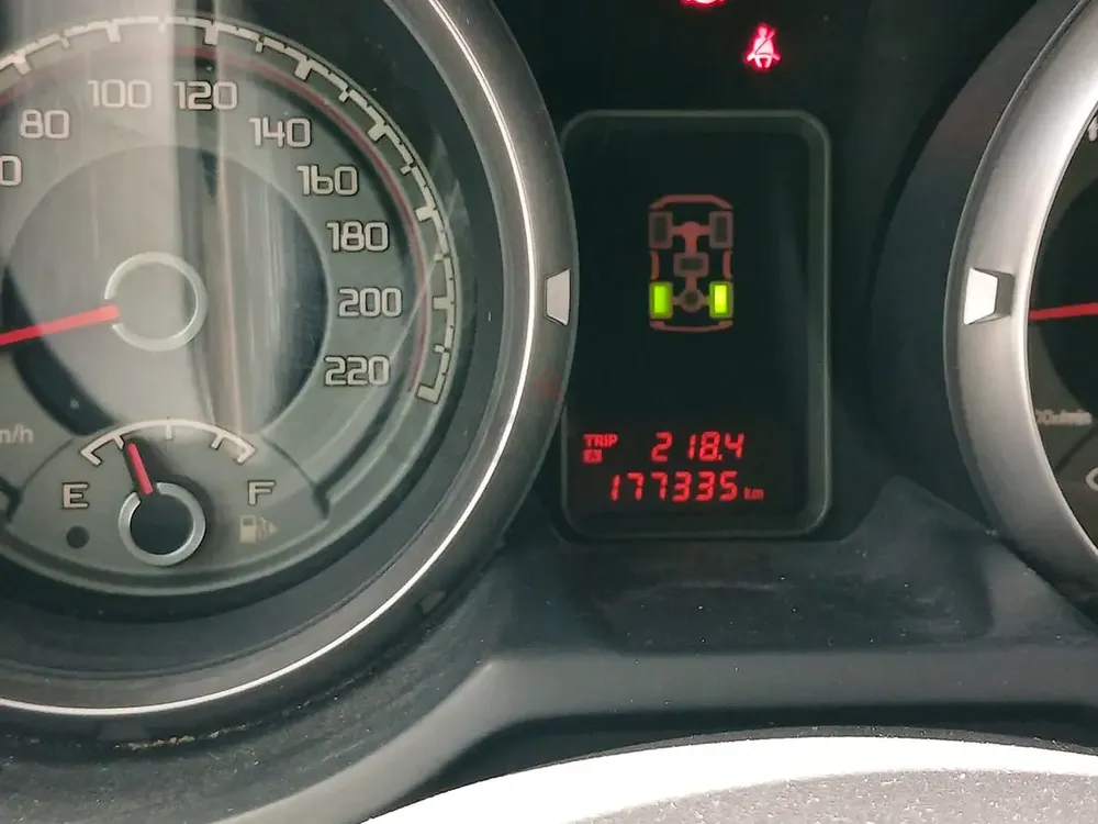 Mitsubishi Pajero GLS 2013 GCC Specs - Image 6