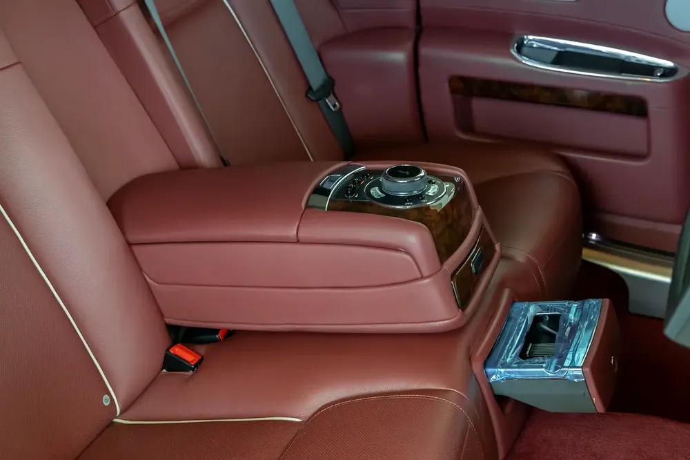 Rolls-Royce | Ghost | Standard | GCC Specs | 2016 - Image 11