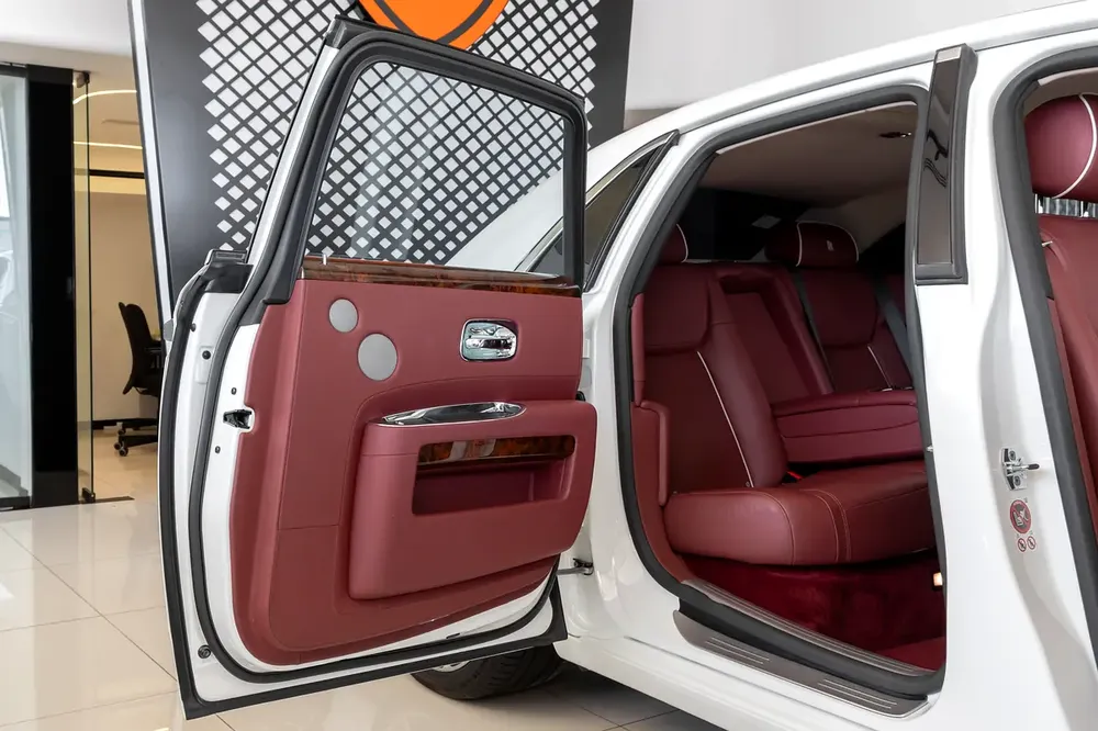 Rolls-Royce | Ghost | Standard | GCC Specs | 2016 - Image 14