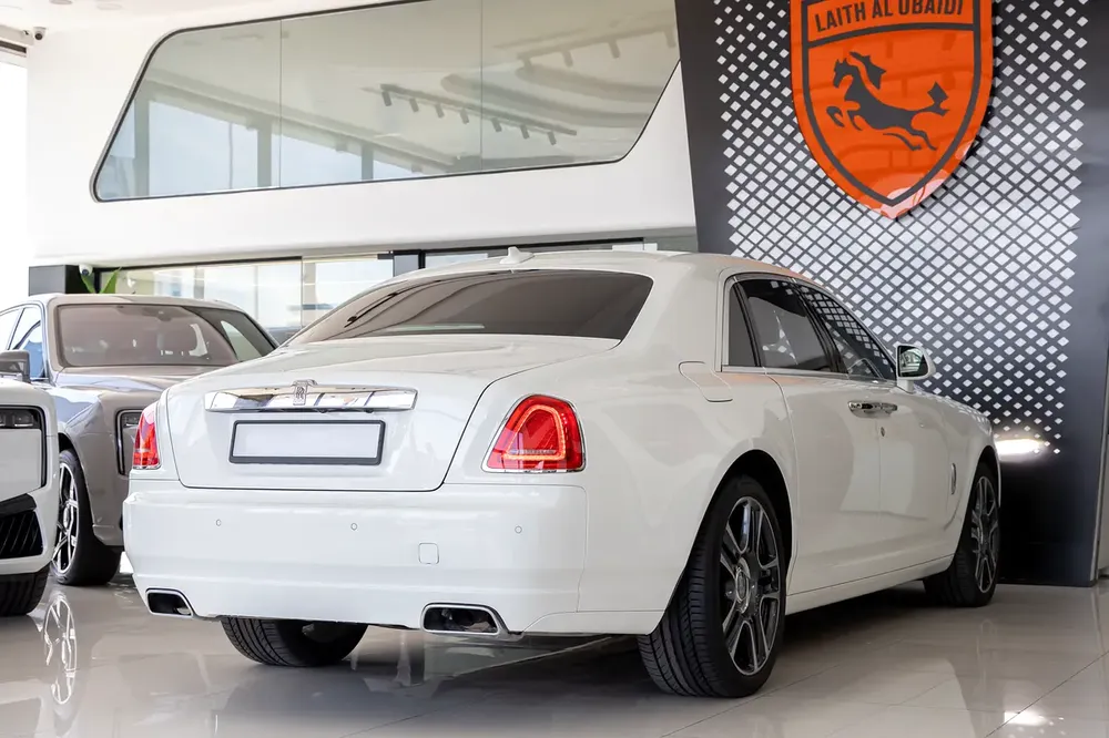 Rolls-Royce | Ghost | Standard | GCC Specs | 2016 - Image 4