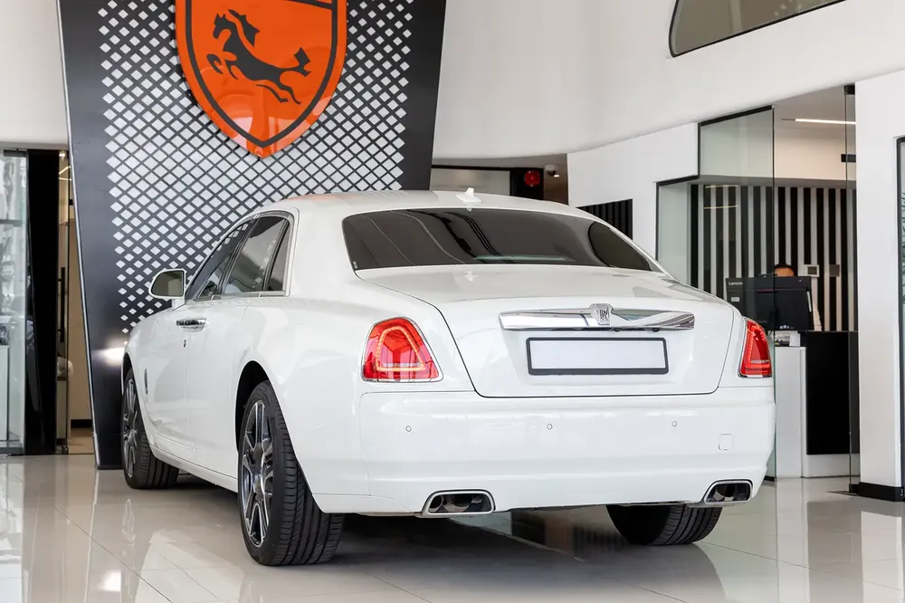 Rolls-Royce | Ghost | Standard | GCC Specs | 2016 - Image 6