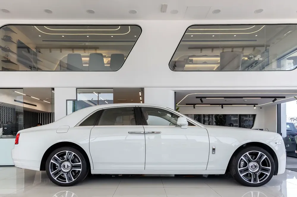 Rolls-Royce | Ghost | Standard | GCC Specs | 2016 - Image 7