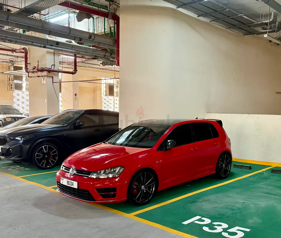 Volkswagen Golf R 2016 | GCC Specs | Performance Hatchback - Image 7