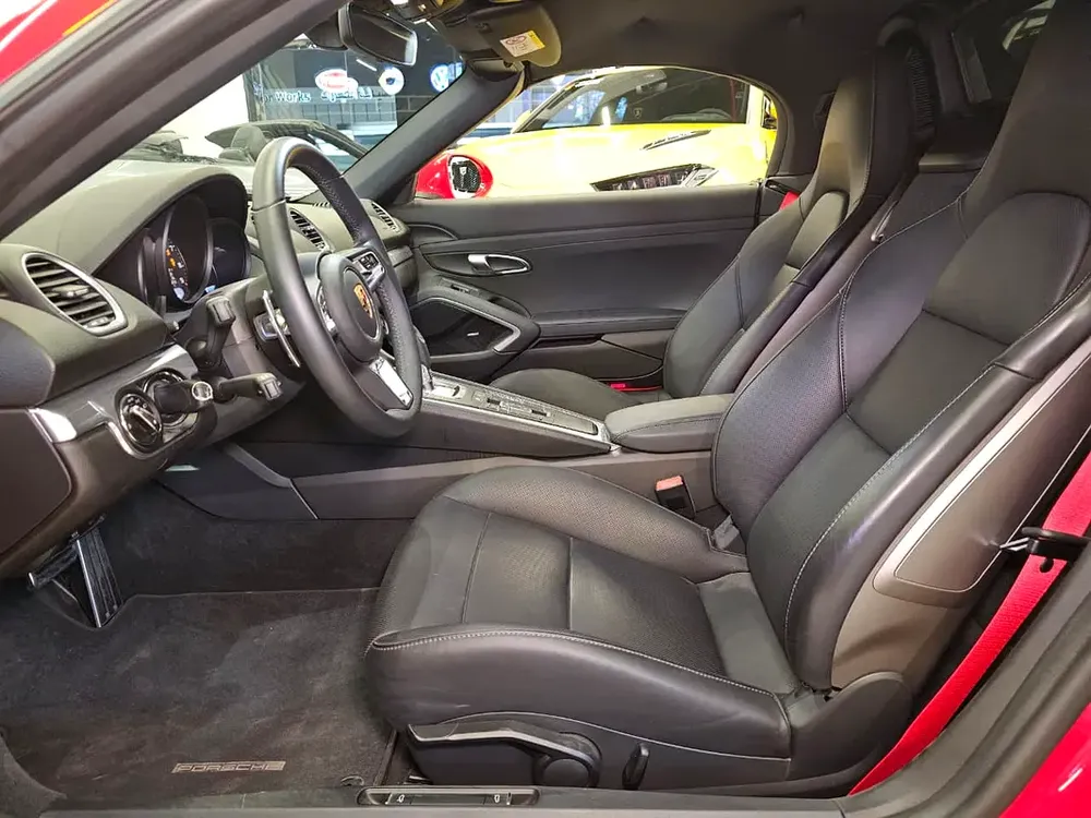 2023 Boxster GTS 718 Spyder /3500KM Only/2 YEARS WARRANTY UNLIMITED MILEAGE - Image 14