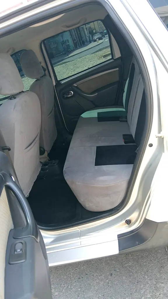 Renault Duster SE 2018 | GCC Specs | Low Mileage | Excellent Condition Lady Driven - Image 15