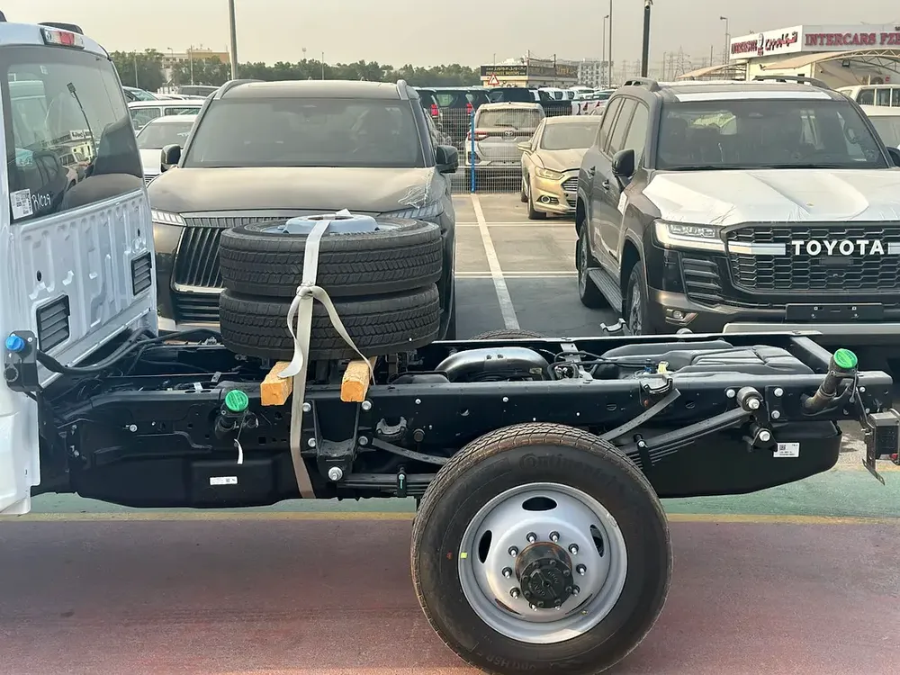 2026 Ford F550 6.7L - 145” XL - Image 5