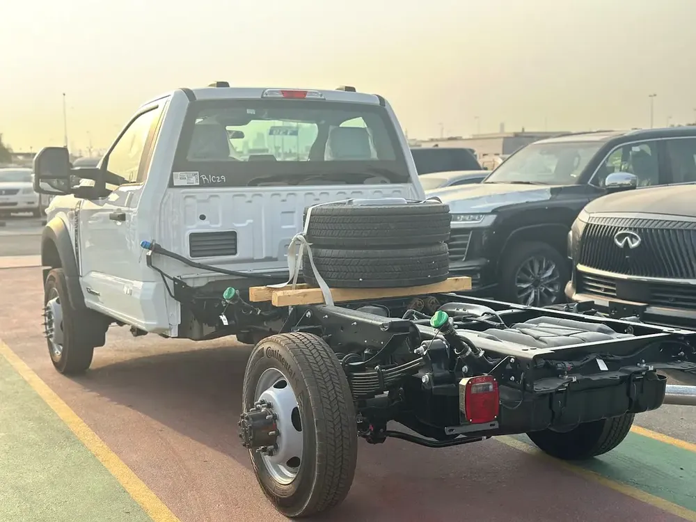 2026 Ford F550 6.7L - 145” XL - Image 6