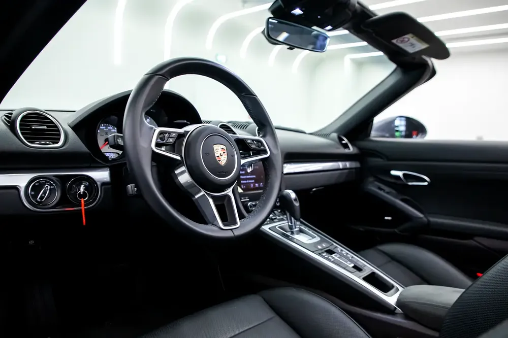2024 PORSCHE 718 BOXSTER ‖ GCC SPECS ‖ 2.0L 300HP ‖ WITH WARRANTY| LIKE.ALMOST BRAND NEW - Image 10