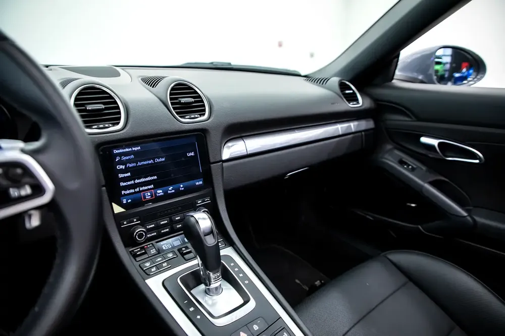 2024 PORSCHE 718 BOXSTER ‖ GCC SPECS ‖ 2.0L 300HP ‖ WITH WARRANTY| LIKE.ALMOST BRAND NEW - Image 13