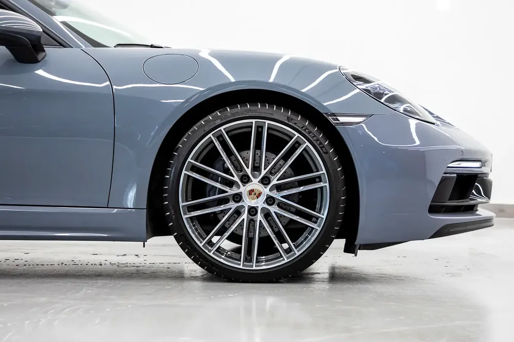 2024 PORSCHE 718 BOXSTER ‖ GCC SPECS ‖ 2.0L 300HP ‖ WITH WARRANTY| LIKE.ALMOST BRAND NEW - Image 18