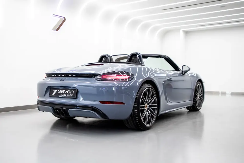 2024 PORSCHE 718 BOXSTER ‖ GCC SPECS ‖ 2.0L 300HP ‖ WITH WARRANTY| LIKE.ALMOST BRAND NEW - Image 6