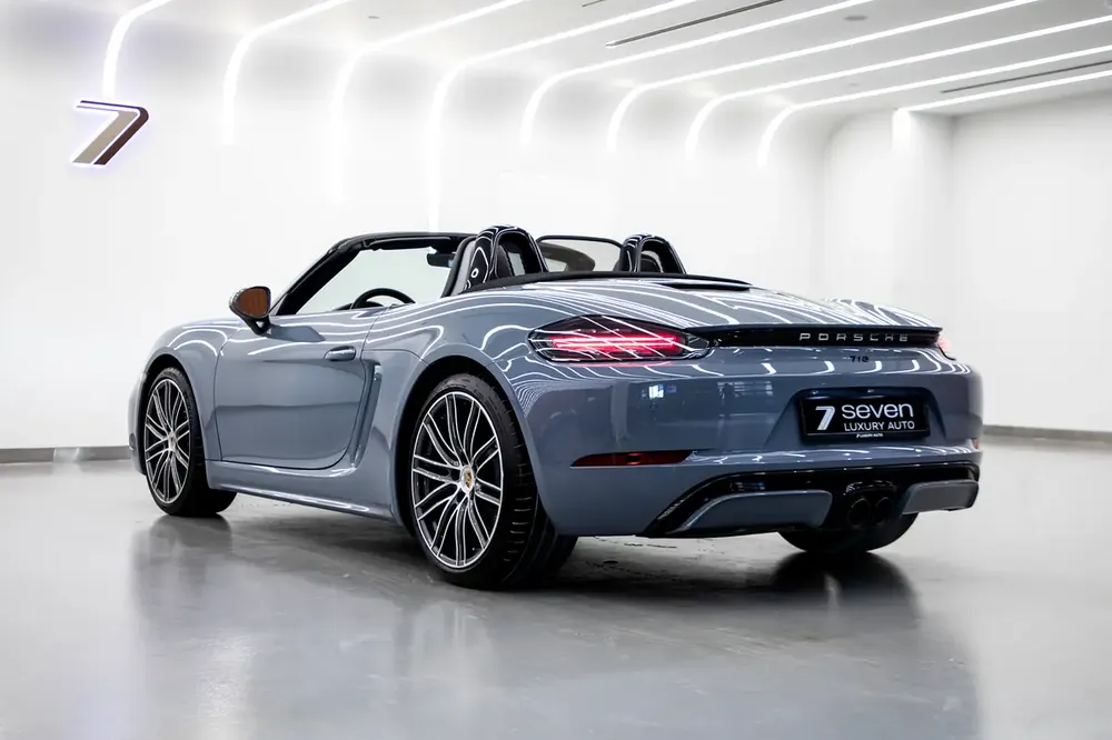2024 PORSCHE 718 BOXSTER ‖ GCC SPECS ‖ 2.0L 300HP ‖ WITH WARRANTY| LIKE.ALMOST BRAND NEW - Image 8