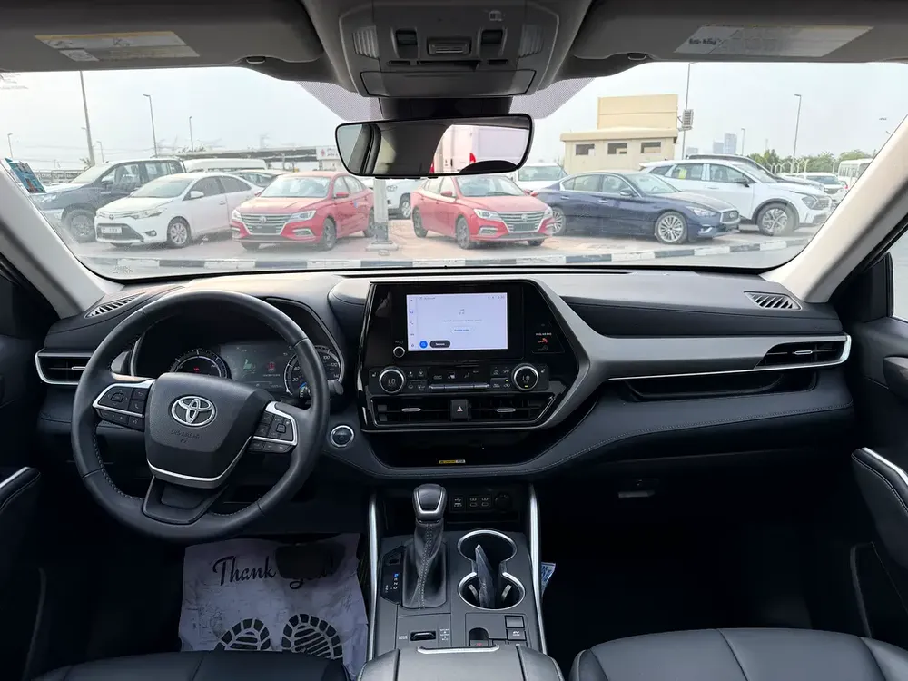 2023 TOYOTA HIGHLANDER XLE HYBRID FULL OPTIONS - Image 11
