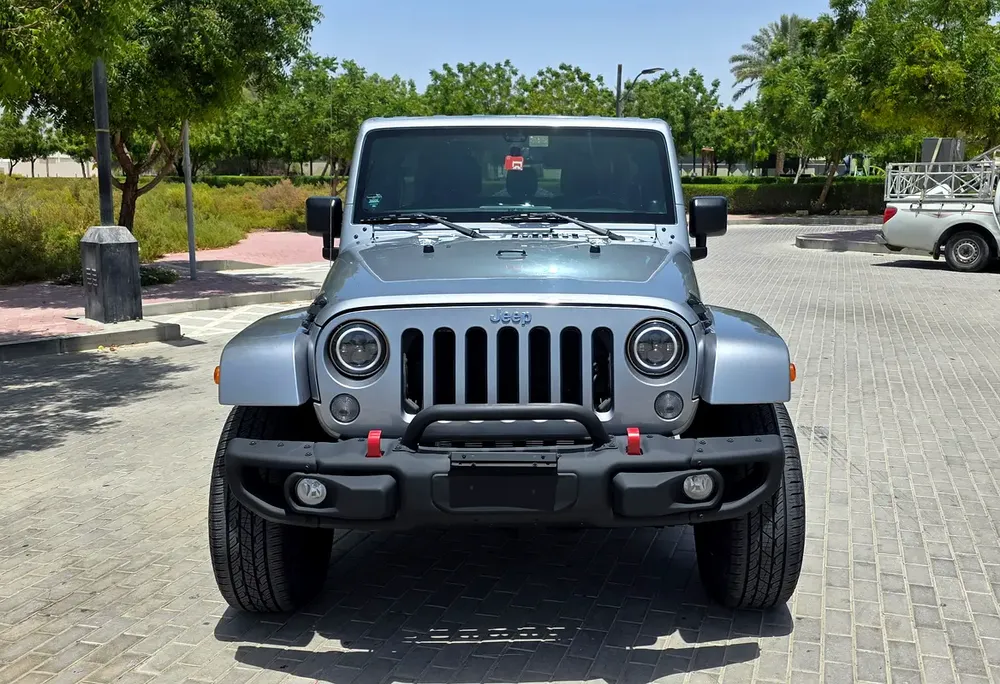Jeep Wrangler Unlimited Sahara Full Options 2014 GCC Specs - Image 19