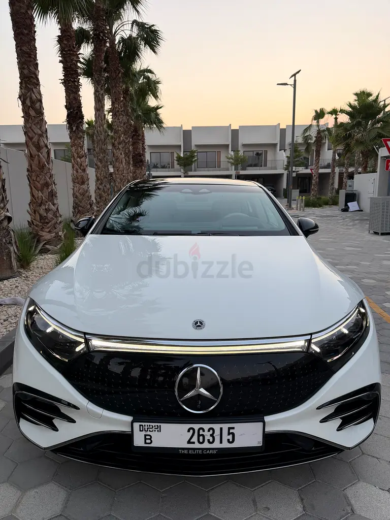BRAND NEW EQS 580 4MATIC WITH GARGASH WARRANTY AND SERVICE CONTRACT/LONG RANGE/BRAND NEW TAYERS - Image 6