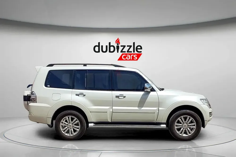 AED 988/month | 2020 Mitsubishi Pajero  | GCC Specs | Ref#469339 - Image 4