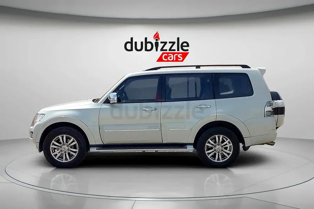 AED 988/month | 2020 Mitsubishi Pajero  | GCC Specs | Ref#469339 - Image 5