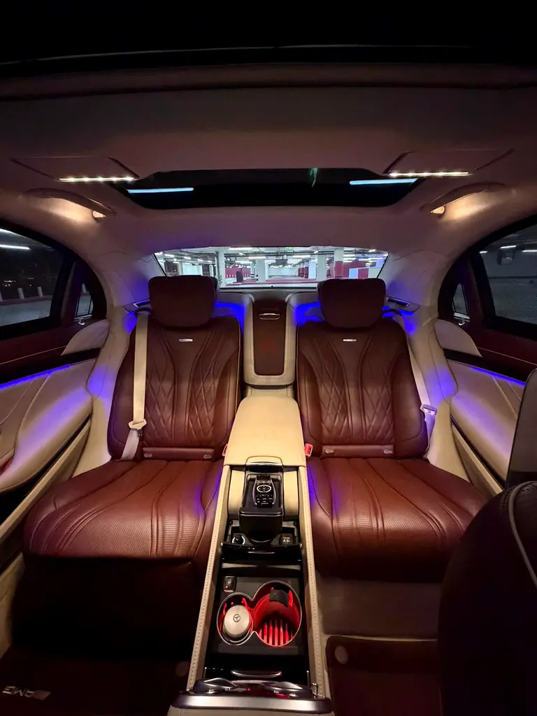 2019 55,000 KM GCC S63 AMG - Image 13