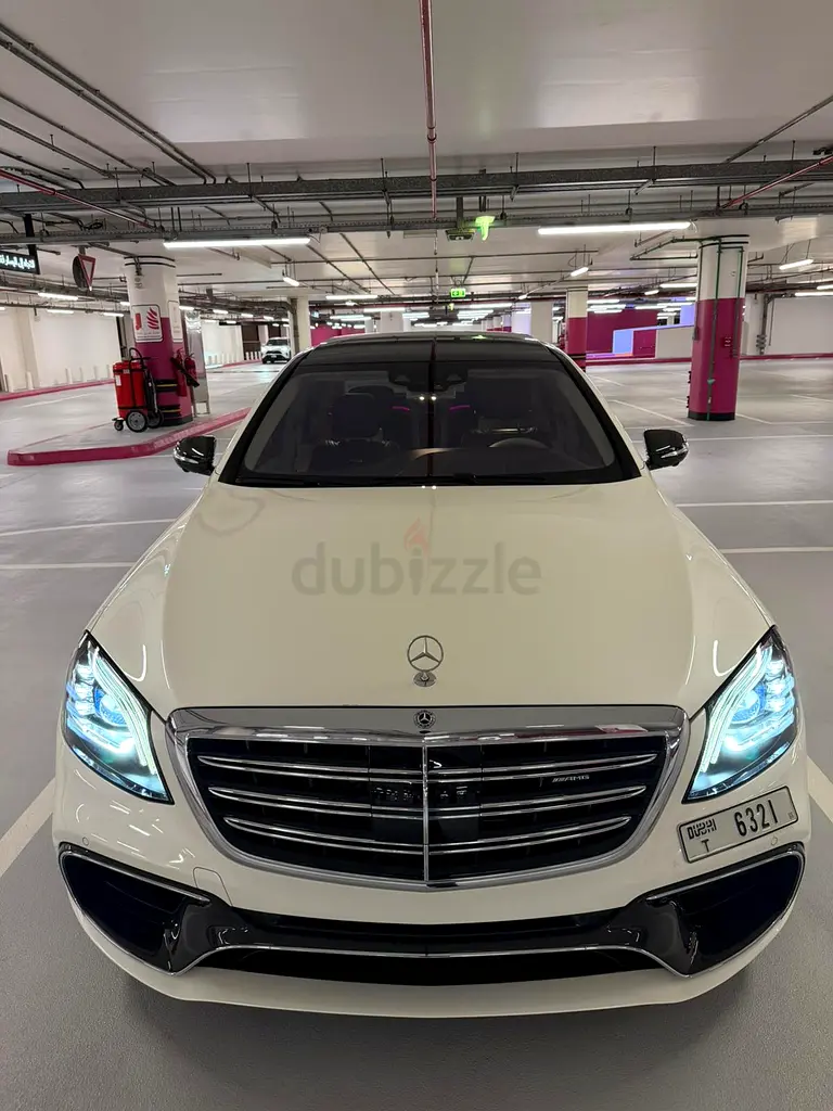 2019 55,000 KM GCC S63 AMG - Image 9
