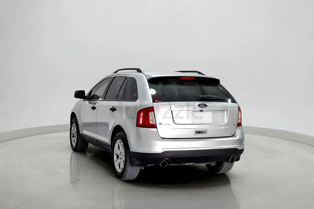 2014 Ford Edge Se 3.5L | GCC Specifications - Image 8