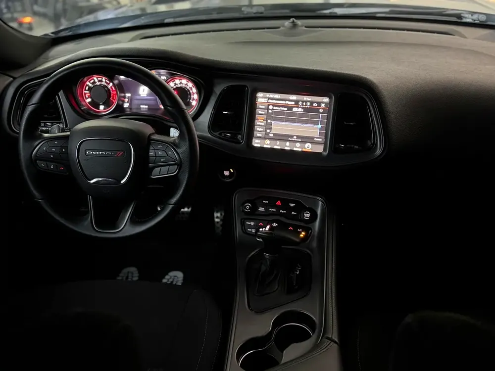[DODGE CHALLENGER SCATPACK 6.4L V8] - Image 12