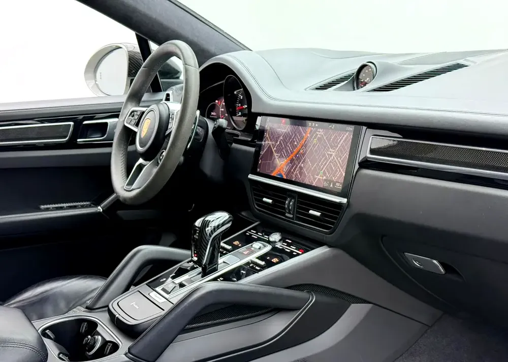 2020 Porsche Cayenne Coupe With GT Package, 2026 Porsche Warranty, Full Porsche service History, GCC - Image 7