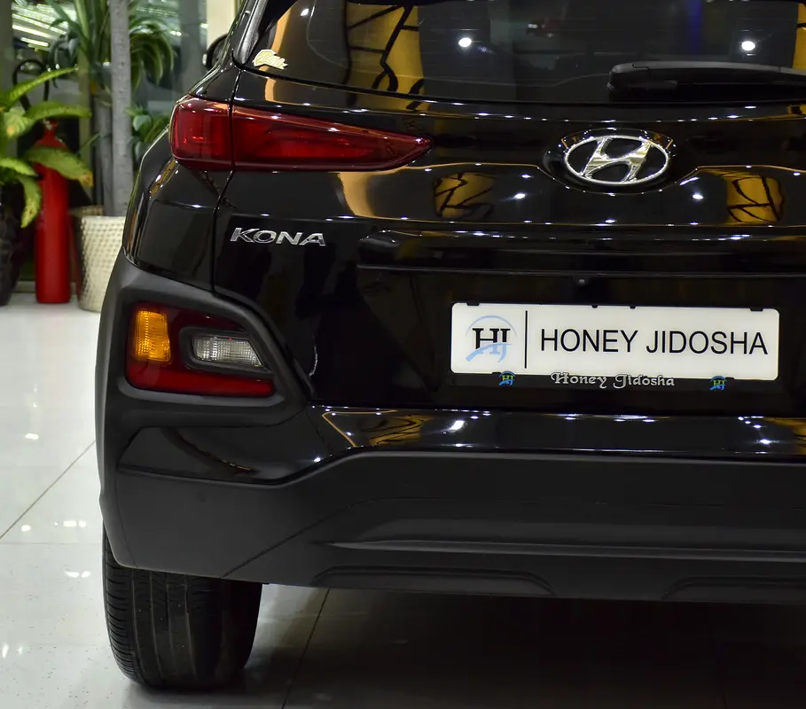 AED 555 EMi for 5Yrs | Hyundai Kona 1.6T ( 2018 Model ) in Black Color Korean Specs - Image 8