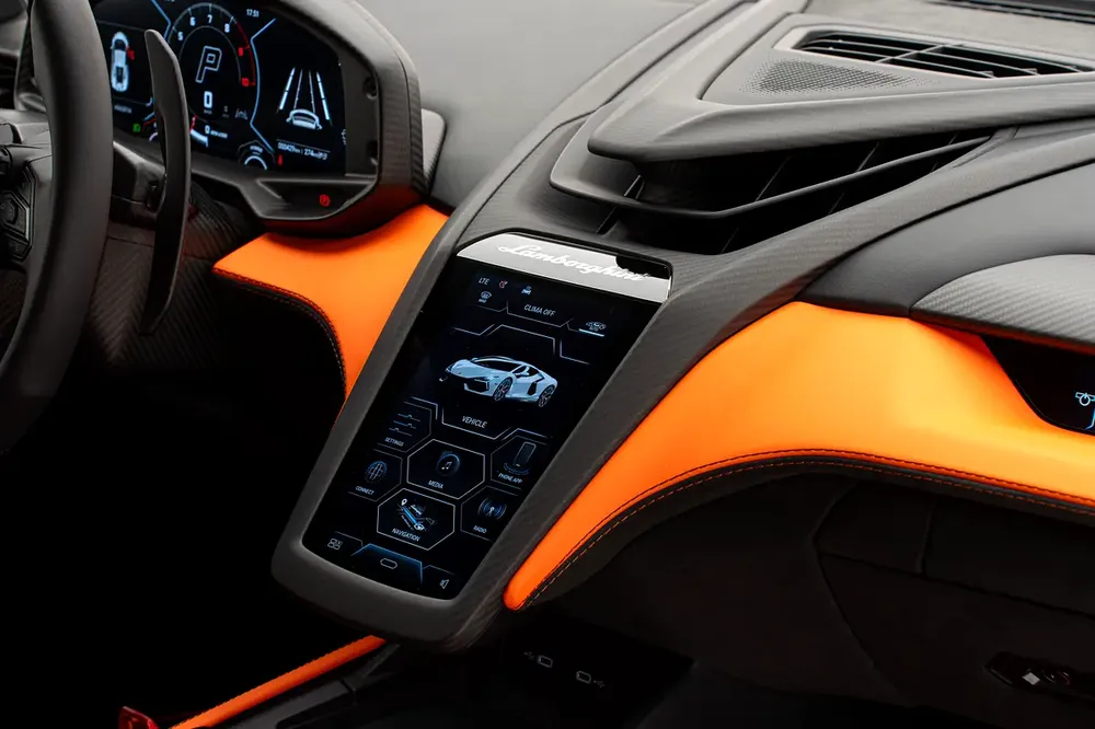 LAMBORGHINI REVUELTO I Brand New I Lease To Own I Ad Personam I Warranty I Service - Image 14