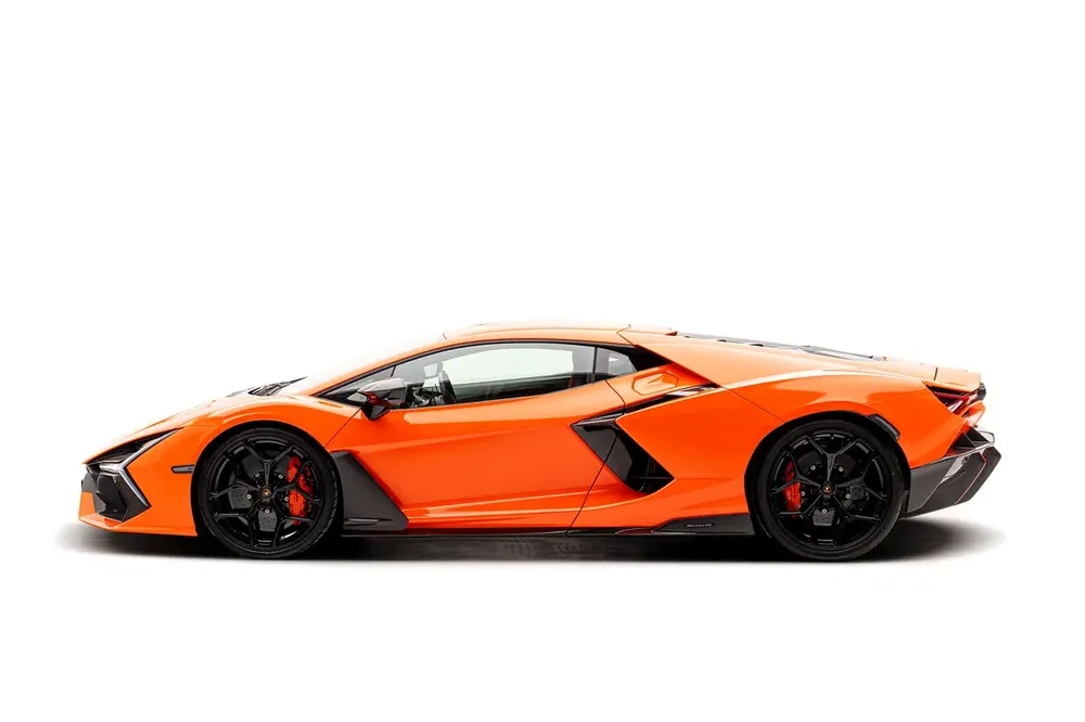 LAMBORGHINI REVUELTO I Brand New I Lease To Own I Ad Personam I Warranty I Service - Image 8