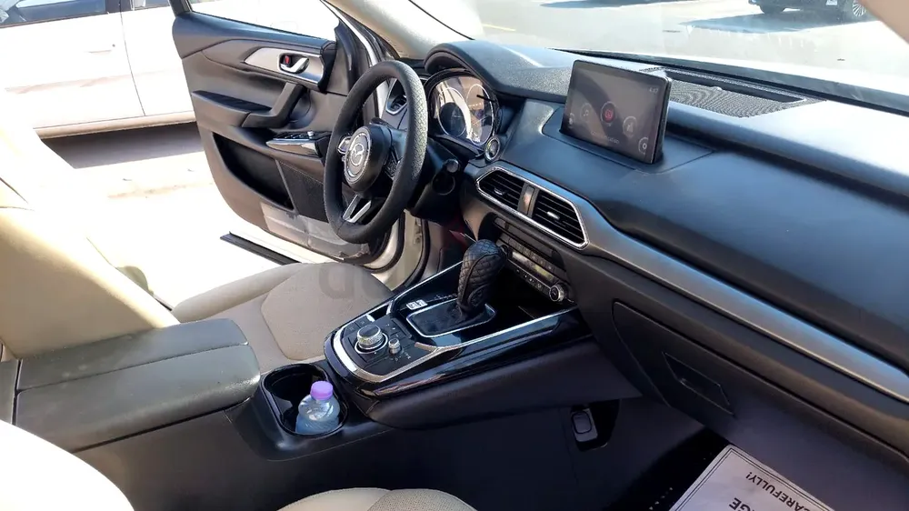 Pristine 2021 Mazda CX-9 GS | GCC Specs | Low Mileage | Family SUV - Image 6
