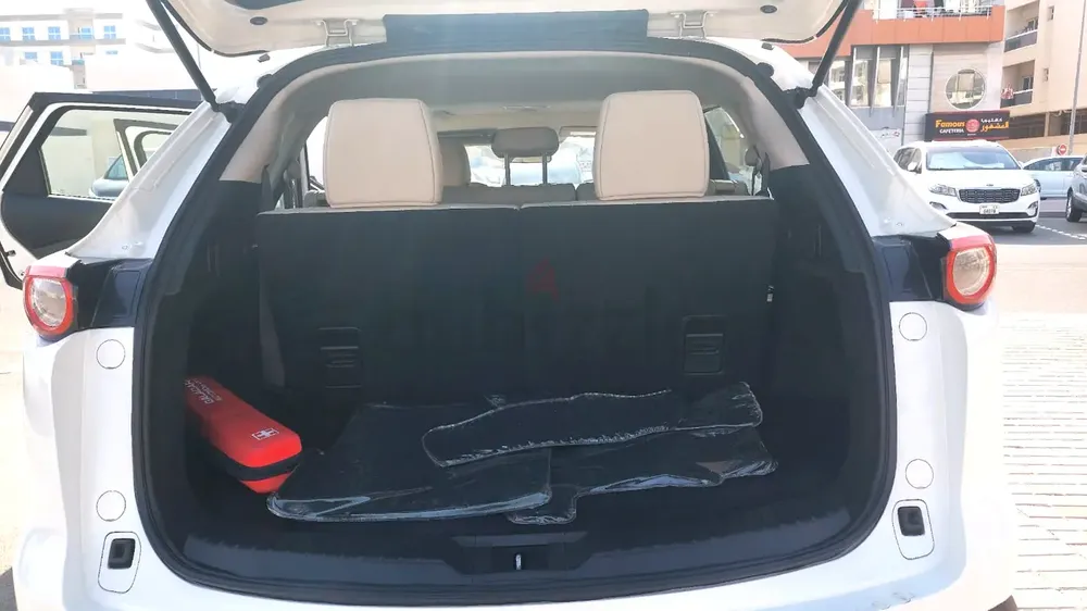 Pristine 2021 Mazda CX-9 GS | GCC Specs | Low Mileage | Family SUV - Image 9