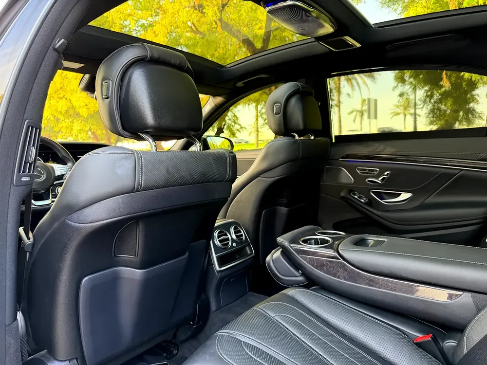 Mercedes-Benz S 63 AMG 4MATIC+ 2017 - Korean Specs - Excellent Condition - Image 10