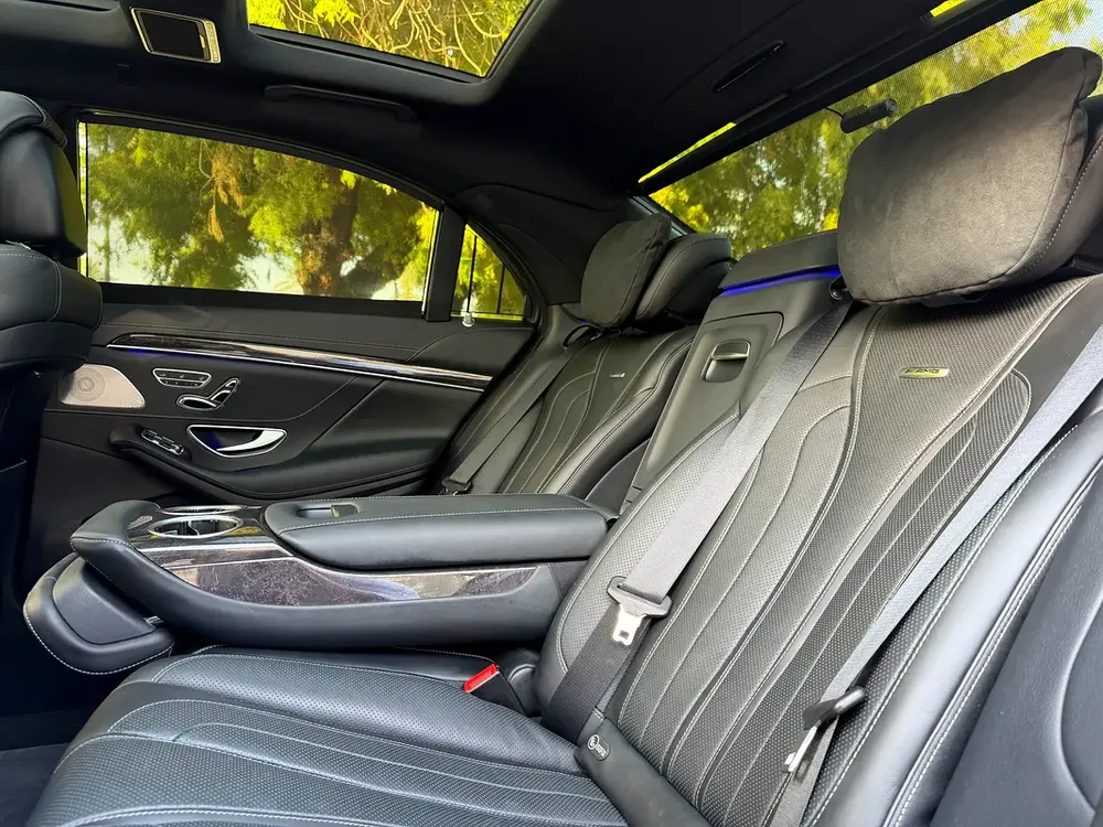 Mercedes-Benz S 63 AMG 4MATIC+ 2017 - Korean Specs - Excellent Condition - Image 12