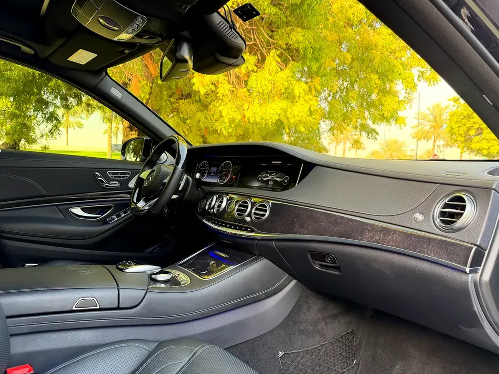 Mercedes-Benz S 63 AMG 4MATIC+ 2017 - Korean Specs - Excellent Condition - Image 18