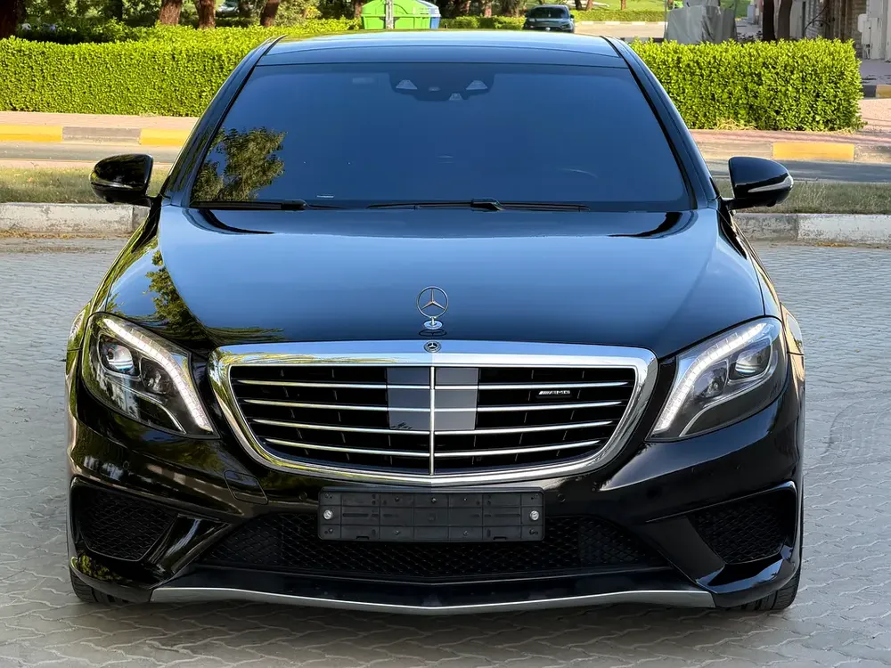 Mercedes-Benz S 63 AMG 4MATIC+ 2017 - Korean Specs - Excellent Condition - Image 4