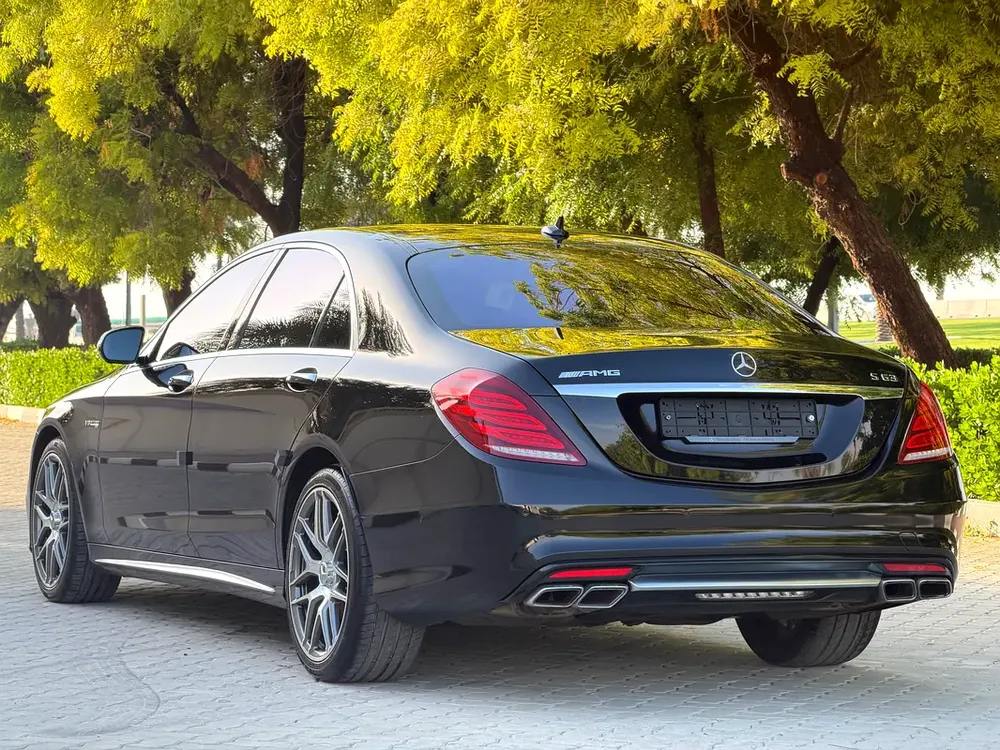 Mercedes-Benz S 63 AMG 4MATIC+ 2017 - Korean Specs - Excellent Condition - Image 5